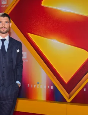 El Héroe Azul Atrae a Multitudes: "Superman" Desborda en la Taquilla con Más de 400 Millones y 57 Millones en su Segundo Fin de Semana