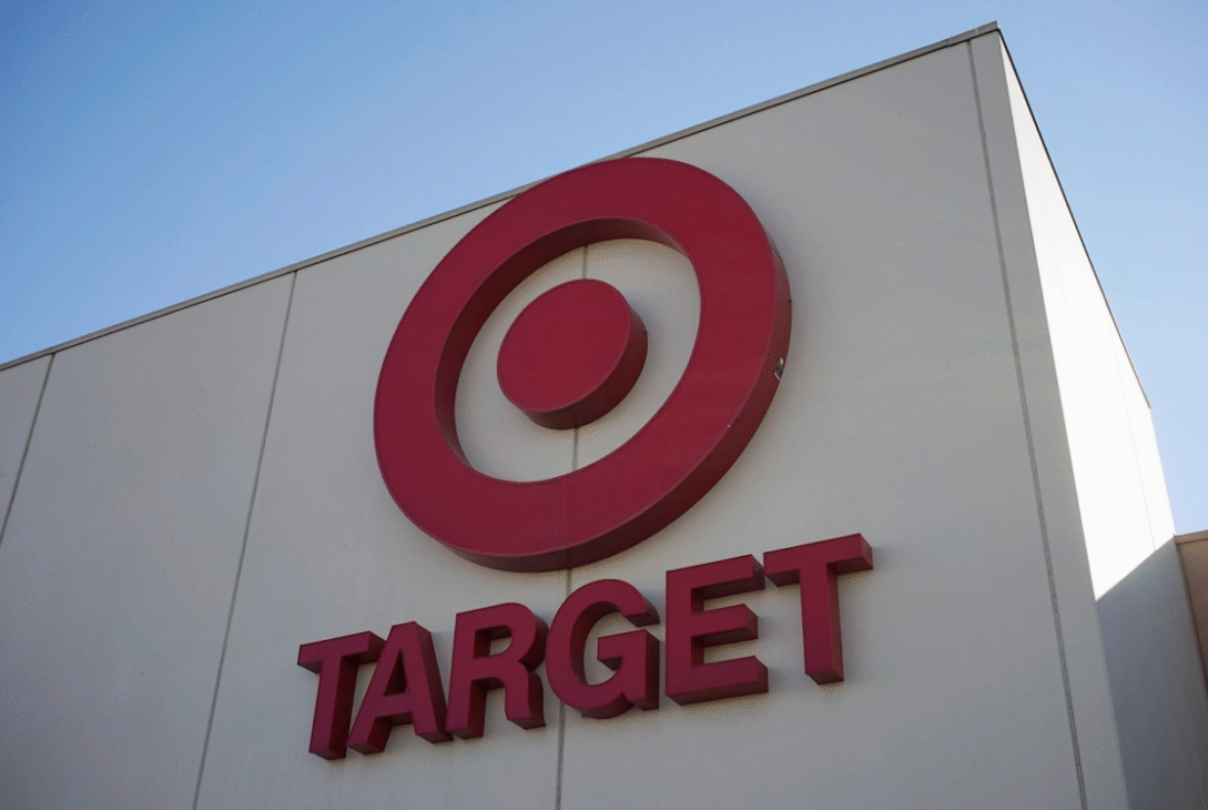 "Target anuncia drástico ajuste laboral: más de mil empleados en riesgo por la búsqueda de mayor eficiencia y competitividad en el mercado"