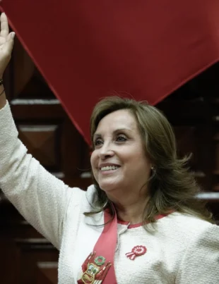 Crónica de una crisis política: Congreso peruano vota con urgencia para remover a la presidente Dina Boluarte del poder